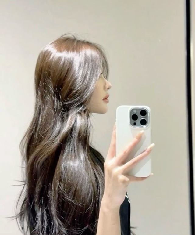 Nguy cơ tóc rụng lả tả vì nắng: 6 dấu hiệu không thể bỏ qua!- Ảnh 3.
