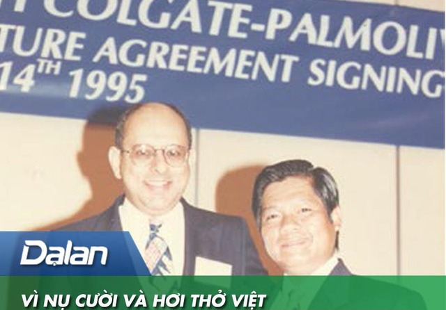Nụ cười Việt thời bao cấp và một thời 