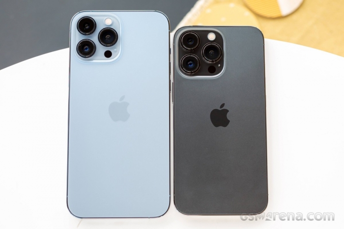 Bảng giá iPhone 13 cuối tháng 5: iPhone 13 rẻ nhất lịch sử, iPhone 13 Pro Max dễ mua như rau 1 Bảng giá iPhone 13 cuối tháng 5: iPhone 13 rẻ nhất lịch sử, iPhone 13 Pro Max dễ mua như rau