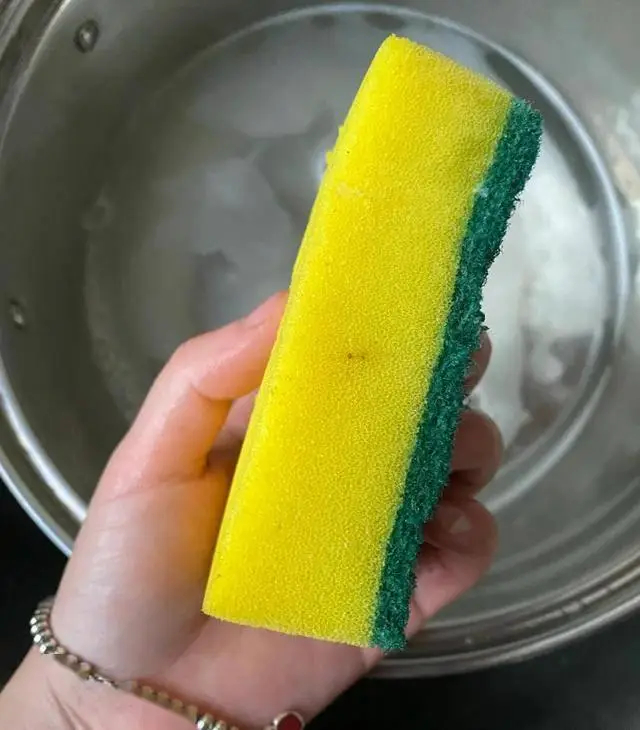 Sau một thời gian sử dụng, tôi nhận ra 6 món đồ trong nhà bẩn hơn so với tưởng tượng, nhiều người hiếm khi vệ sinh cho đúng