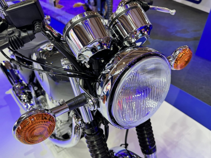 Tin xe cuối tuần: Yamaha ra mắt ‘huyền thoại côn tay’ chất hơn cả Honda Winner X và Exciter, giá mềm tin xe cuoi tuan yamaha ra mat huyen thoai con tay chat hon ca honda winner x va exciter gia mem