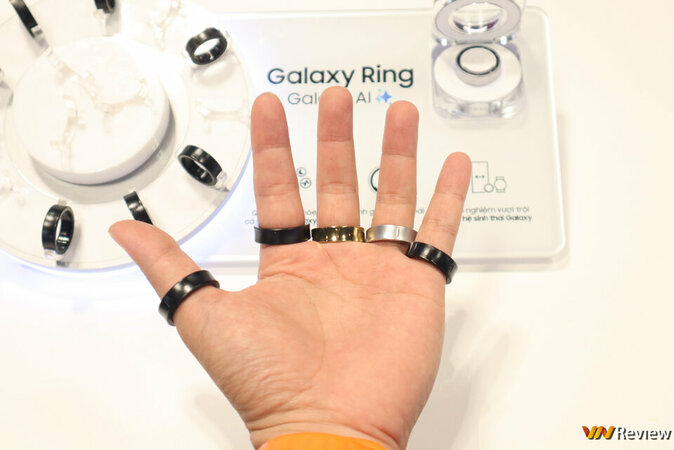 Trên tay Samsung Galaxy Ring tại Việt Nam: Chiếc nhẫn thông minh đầy tiềm năng trong hệ sinh thái Galaxy tren tay samsung galaxy ring tai viet nam chiec nhan thong minh day tiem nang trong he sinh thai