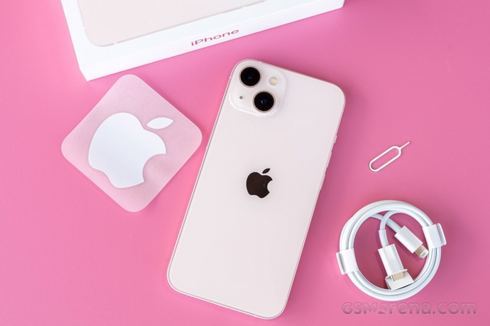 iPhone 13 fullbox chỉ 11,5 triệu đồng, vẫn là top 1 iPhone giá rẻ quốc dân, áp đảo doanh số Galaxy S24 iphone 13 fullbox chi 115 trieu dong van la top 1 iphone gia re quoc dan ap dao doanh so galaxy s24