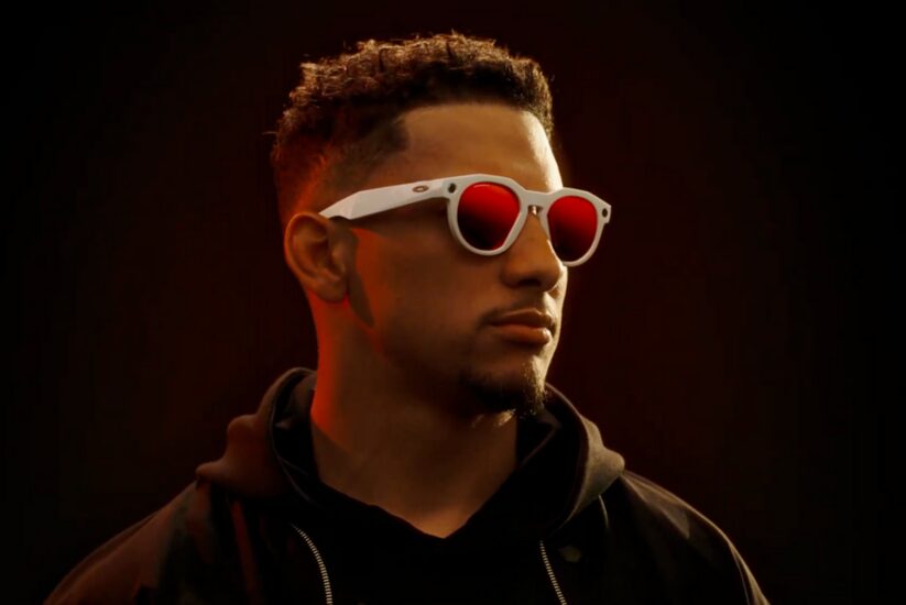 Meta ra mắt kính thông minh Oakley có thể nghe nhạc, gọi điện và quay video 3K meta ra mat kinh thong minh oakley co the nghe nhac goi dien va quay video 3k