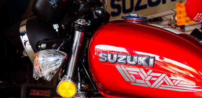 Tin xe máy 27/6: Đại lý Suzuki mở bán ‘huyền thoại côn tay’ 125cc đẹp long lanh giá rẻ 39 triệu đồng tin xe may 27 6 dai ly suzuki mo ban huyen thoai con tay 125cc dep long lanh gia re 39 trieu dong