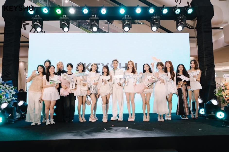 Ca sĩ Quân A.P và dàn TikToker đình đám hội tụ tại Keyshu Mega Beauty ca si quan a p va dan tiktoker dinh dam hoi tu tai keyshu mega beauty