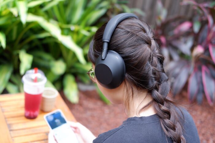 Đánh giá tai nghe Sony WH-1000XM6: Chất âm hoàn hảo, chống ồn hàng đầu thế giới, thiết kế gập gọn linh hoạt 1 Đánh giá tai nghe Sony WH-1000XM6: Chất âm hoàn hảo, chống ồn hàng đầu thế giới, thiết kế gập gọn linh hoạt