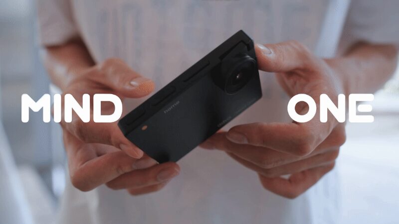 Độc lạ iKKO Mind One: Điện thoại vuông như hộp phấn, camera lật, miễn phí Internet AI doc la ikko mind one dien thoai vuong nhu hop phan camera lat mien phi internet ai