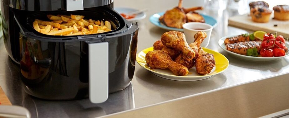 Dùng nồi chiên không dầu mà chưa biết các chất liệu "đại kị" không được dùng chung này thì sớm rước bệnh vào người 1 Dùng nồi chiên không dầu mà chưa biết các chất liệu "đại kị" không được dùng chung này thì sớm rước bệnh vào người