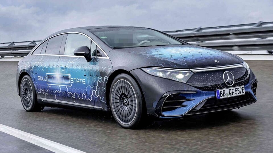 Mercedes-Benz đưa ra tuyên bố chắc nịch về tương lai pin thể rắn cho xe điện