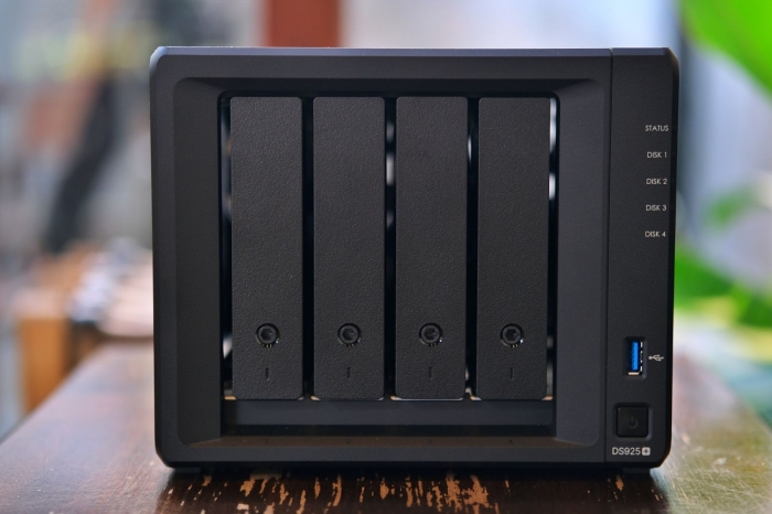 So sánh DS925+ và DS923+: Khi Synology dám thay đổi để bứt phá khỏi lối mòn! so sanh ds925 va ds923 khi synology dam thay doi de but pha khoi loi mon